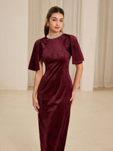 Elegant Beaded Collar Waist Cinched Velvet Bodycon Dress