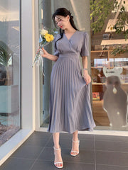Shein DAZY Solid Color V-Neck Puff Sleeve Pleated Mid-Length Dress