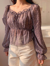 Women's Ditsy Floral Ruffle Hem Fashionable Short Long Sleeve Blouse