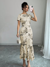 Romantic Floral Print Pleated Round Neck Short Sleeve Dress