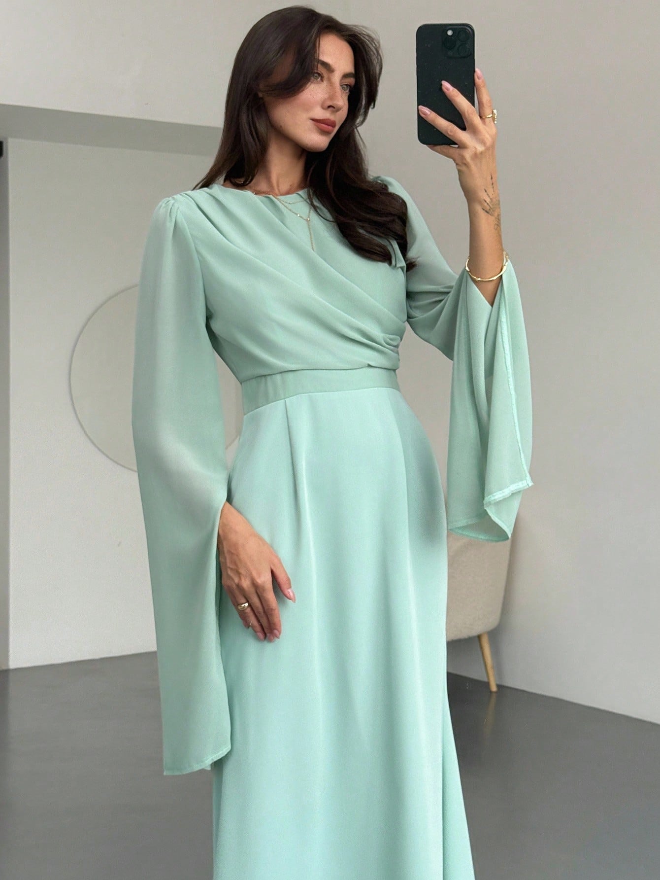 Elegant Green Party Dress For Women High-End Party Long Sleeve Round Neck Ruched Fitted Dress For Women, Autumn/Winter