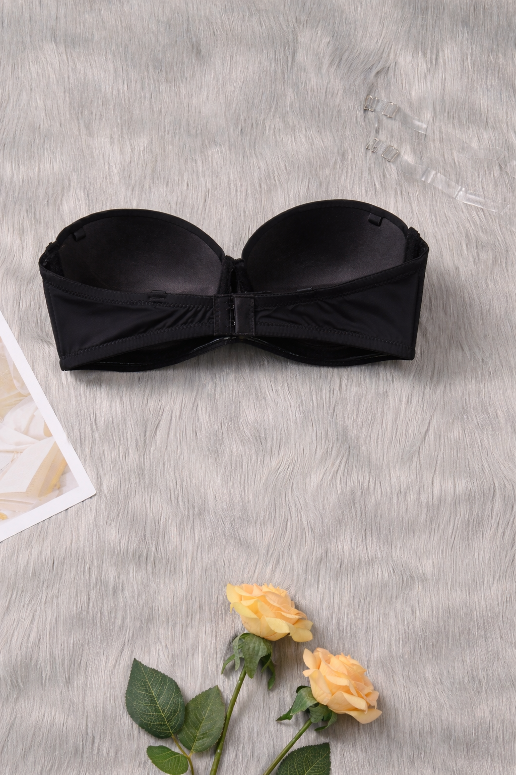 Casual Plain Medium Stretch Strapless Bras With Padded Cups And Backless Design For Everyday Wear