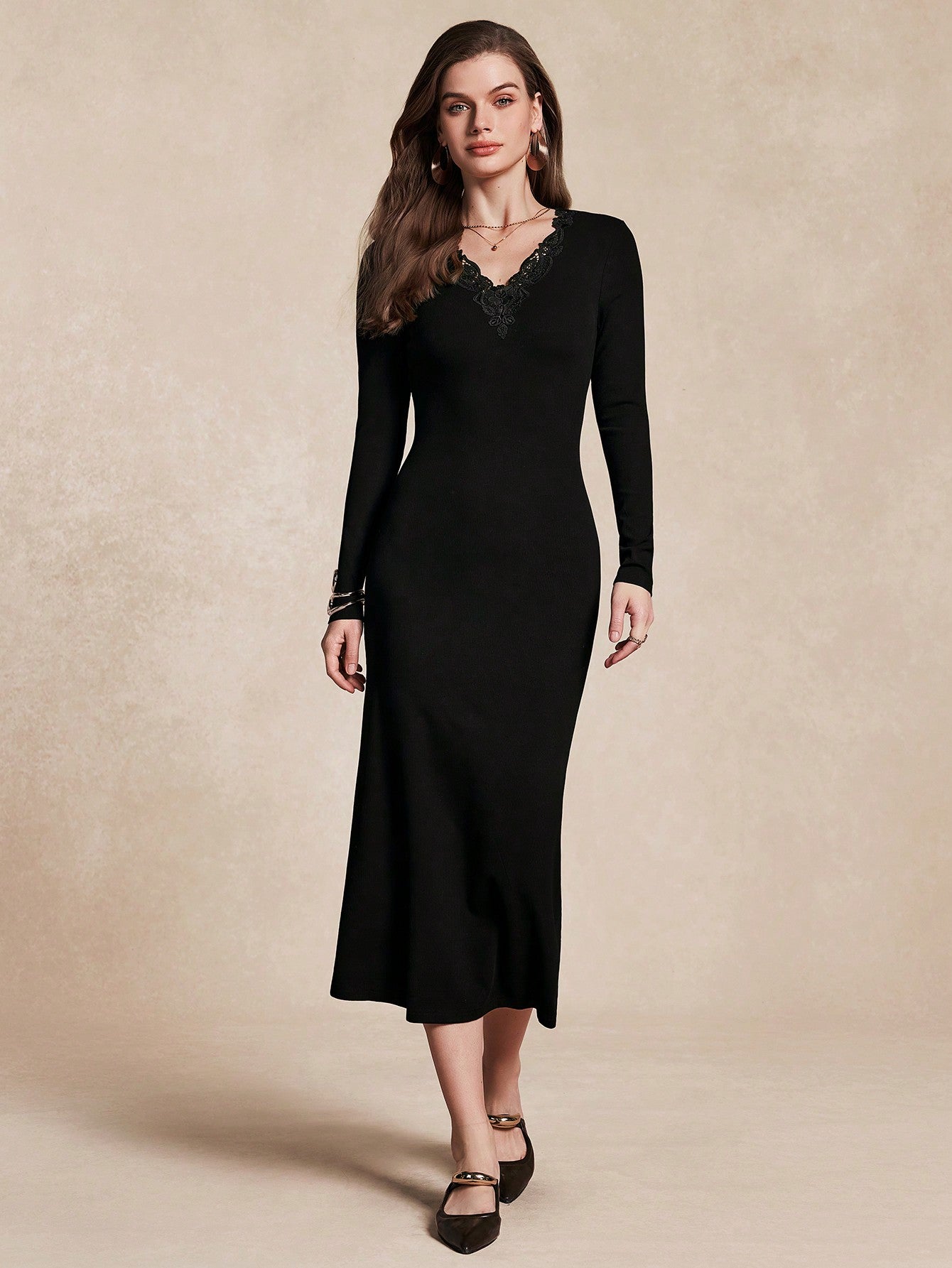 Women's Elegant Collar Flower Solid Color Slim Fit Mid-Length Dress