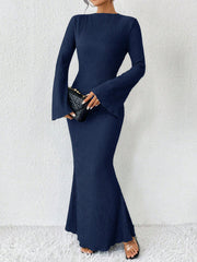 Women's Slim Fit Mermaid Hem Dress With Bell Sleeves