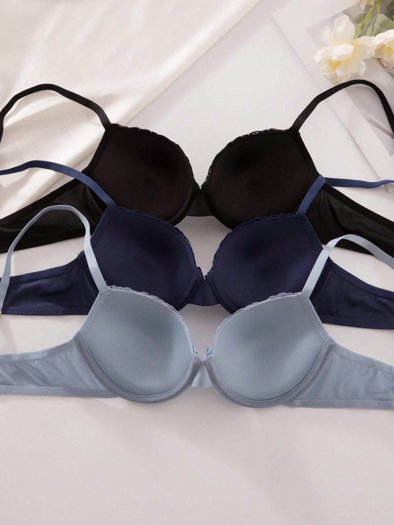 Simple Casual underwired Bra With Padding