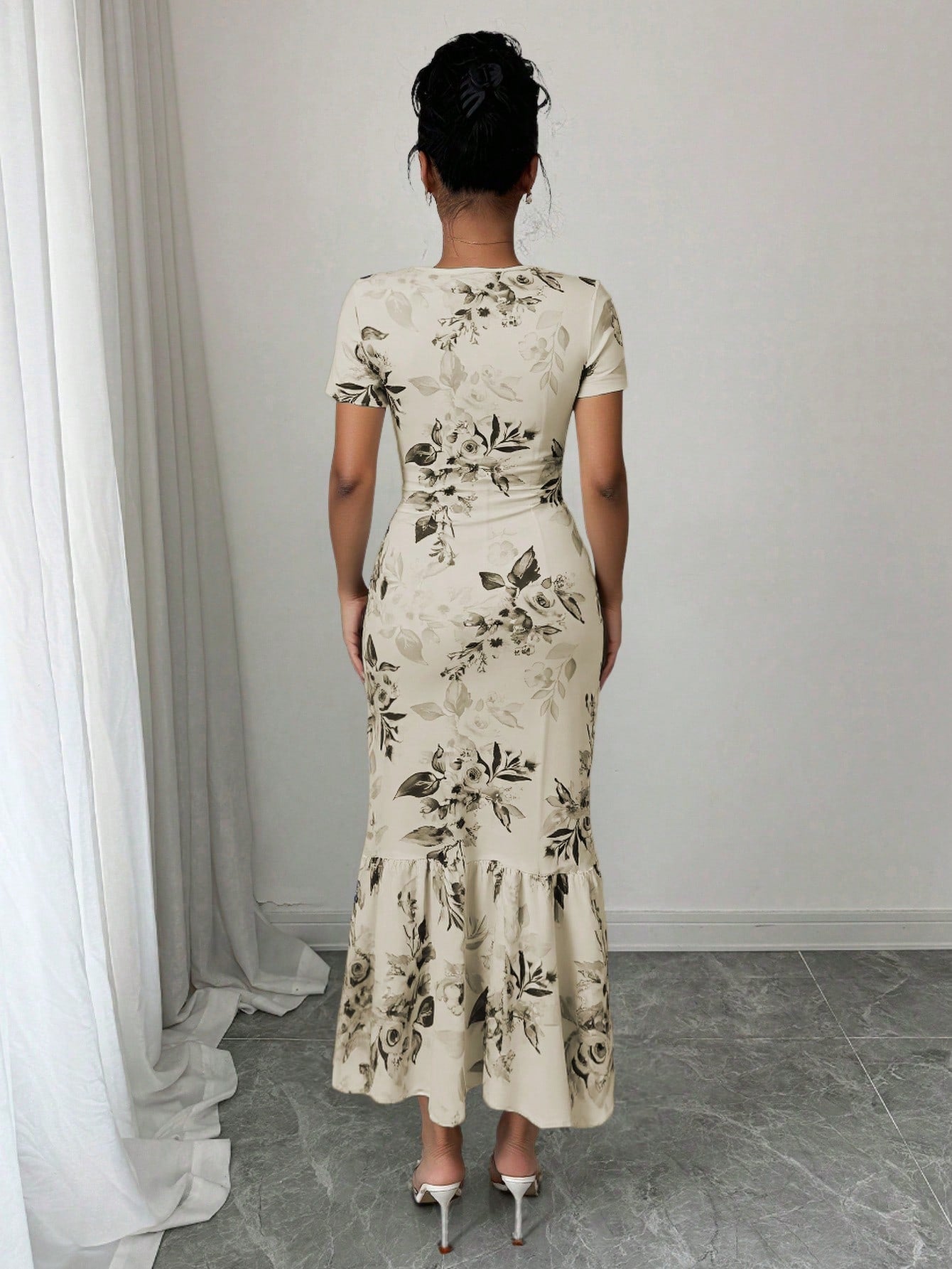 Shein Elenzga Romantic Floral Print Pleated Round Neck Short Sleeve Dress