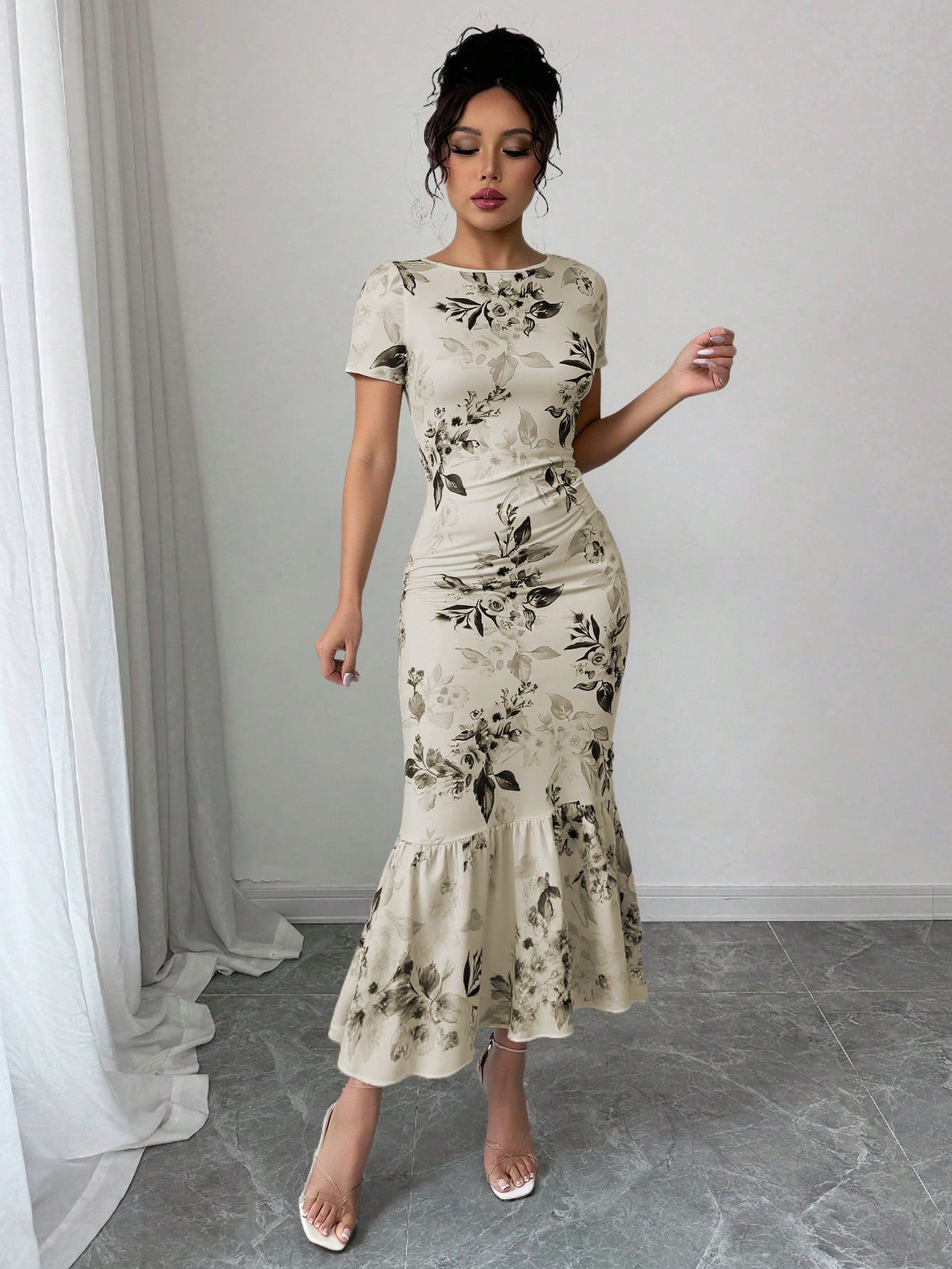 Shein Elenzga Romantic Floral Print Pleated Round Neck Short Sleeve Dress
