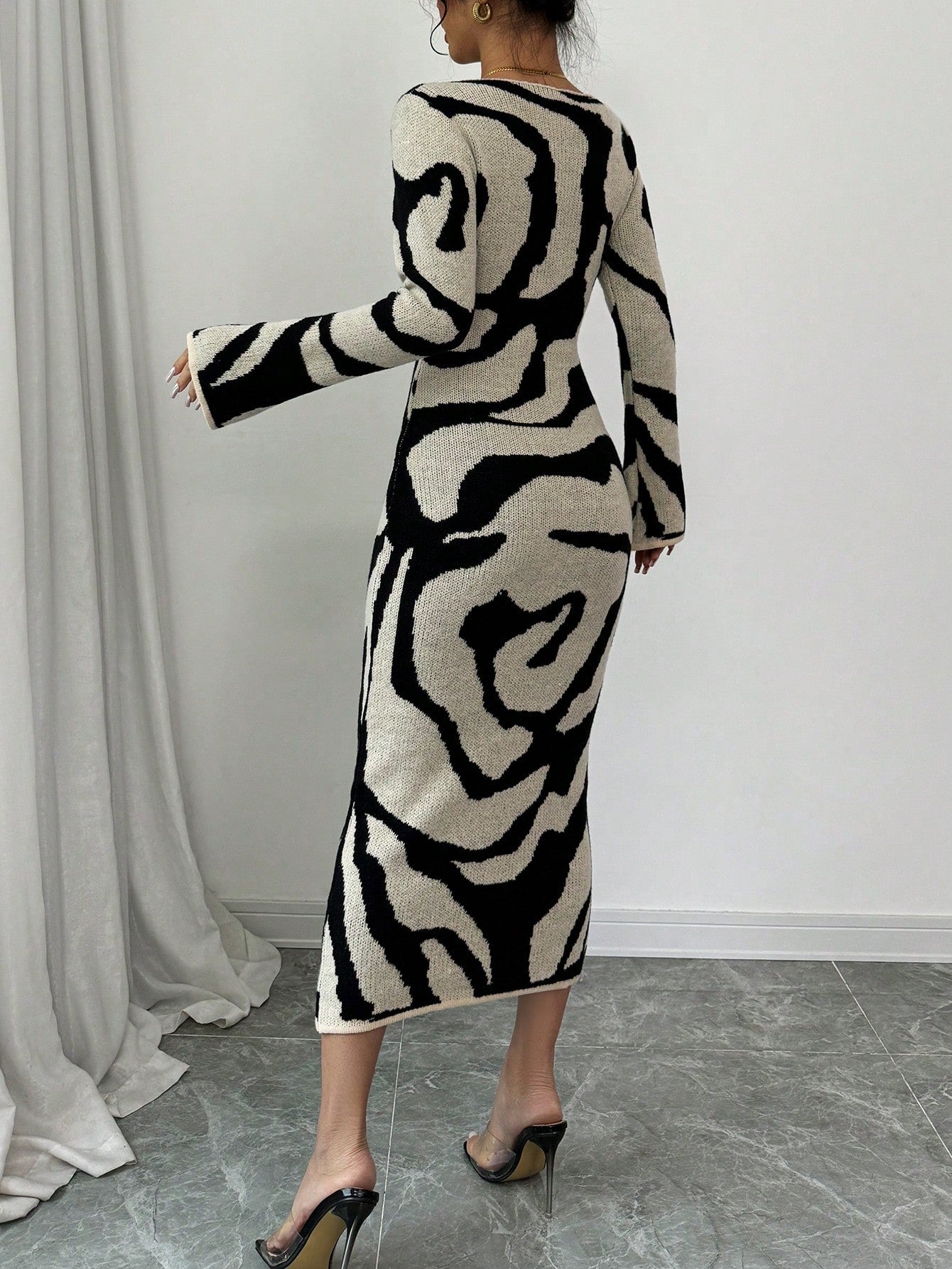 Pattern Flared Sleeve Knitted Sweater Dress