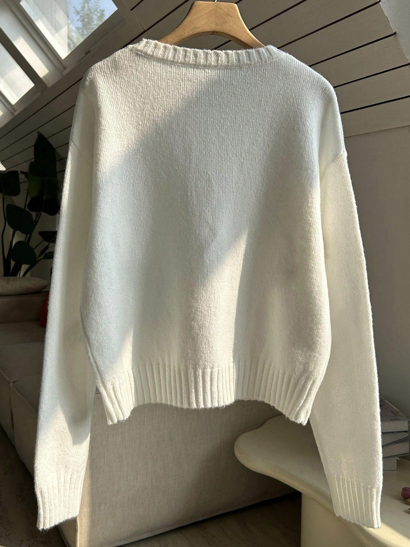 Shein FOR BEAUTY Spring And Autumn New Round Neck Floral Embroidery Long-Sleeved Knit Sweater Tops
