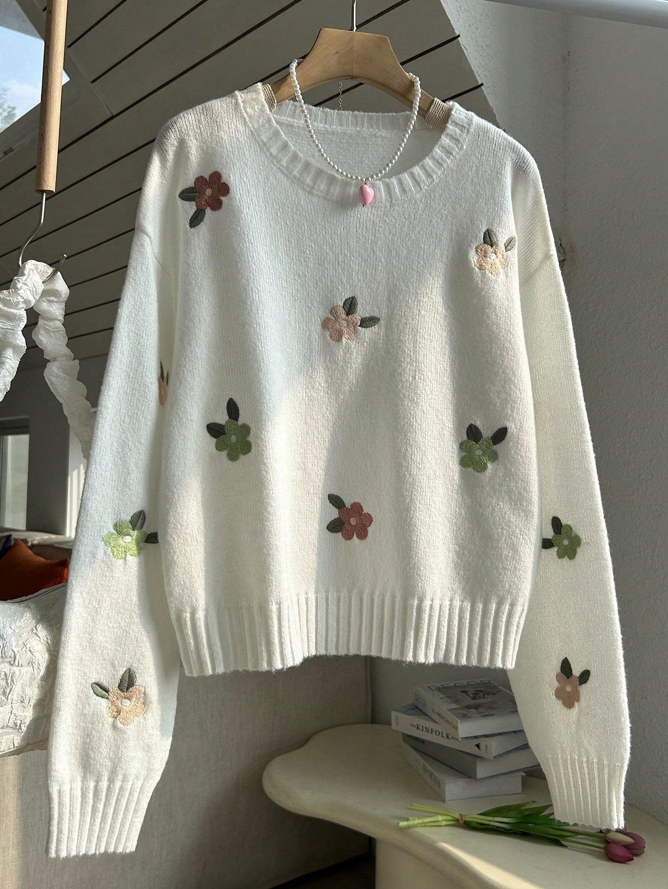 Shein FOR BEAUTY Spring And Autumn New Round Neck Floral Embroidery Long-Sleeved Knit Sweater Tops