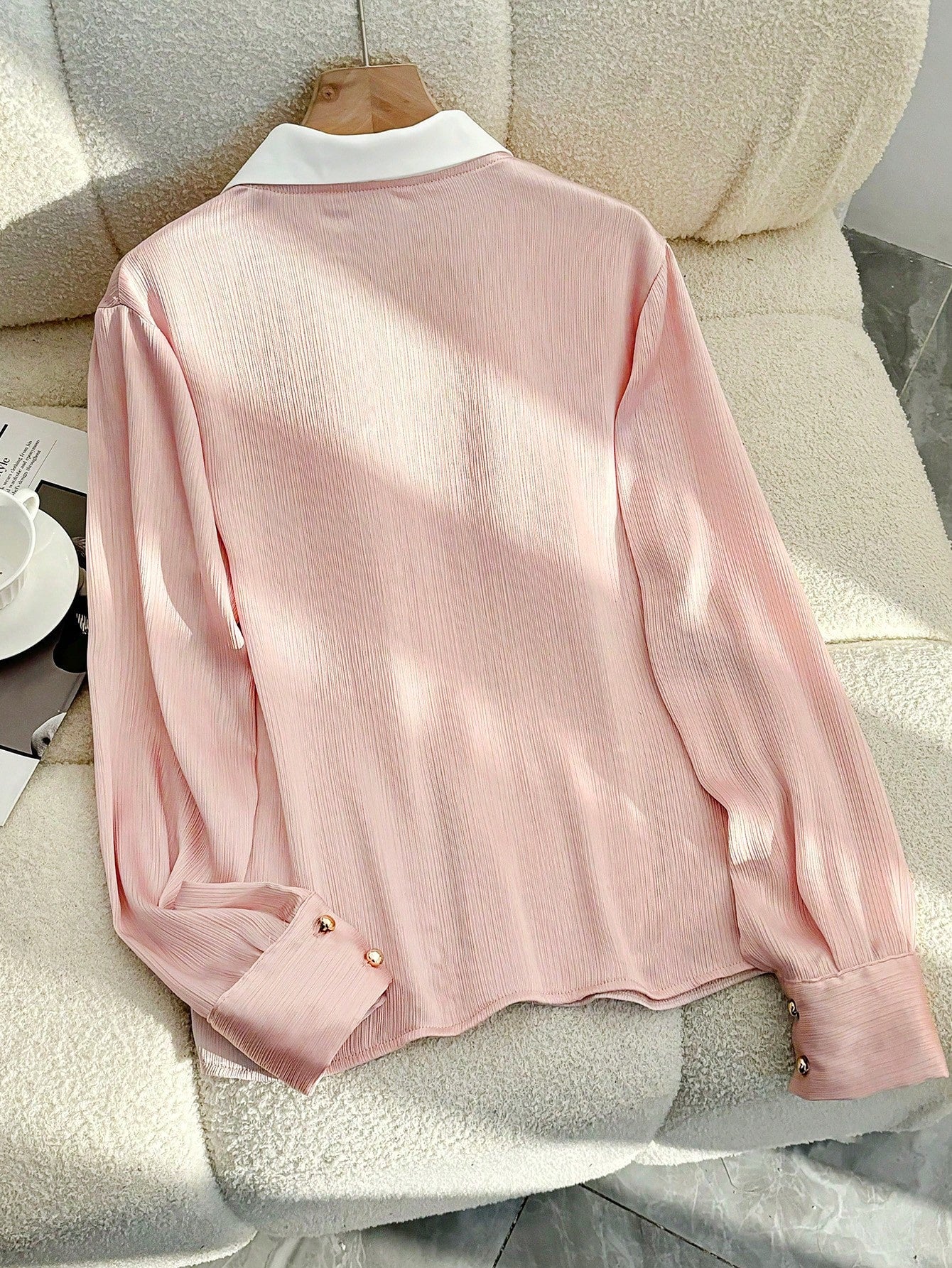 Elegant Fitted Front-Opening Collar Long Sleeves Golden Buttons Meteor-Patterned Fabric Pink Spring/Autumn Women's Shirt