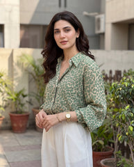 Leopard Print Casual Shirt With Pocket & Button Decor