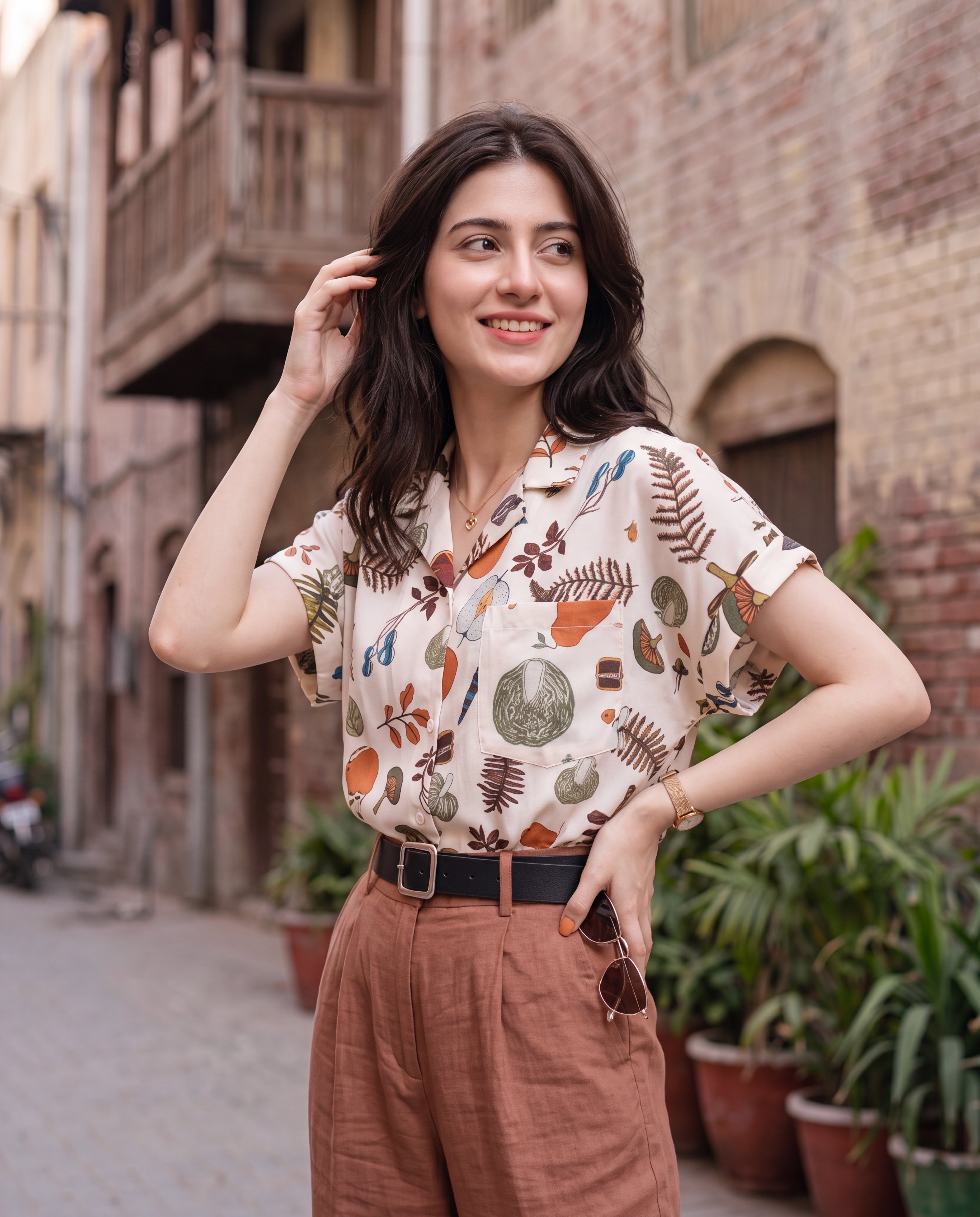 Short Sleeve Summer Shirt With All-Over Leaf Print
