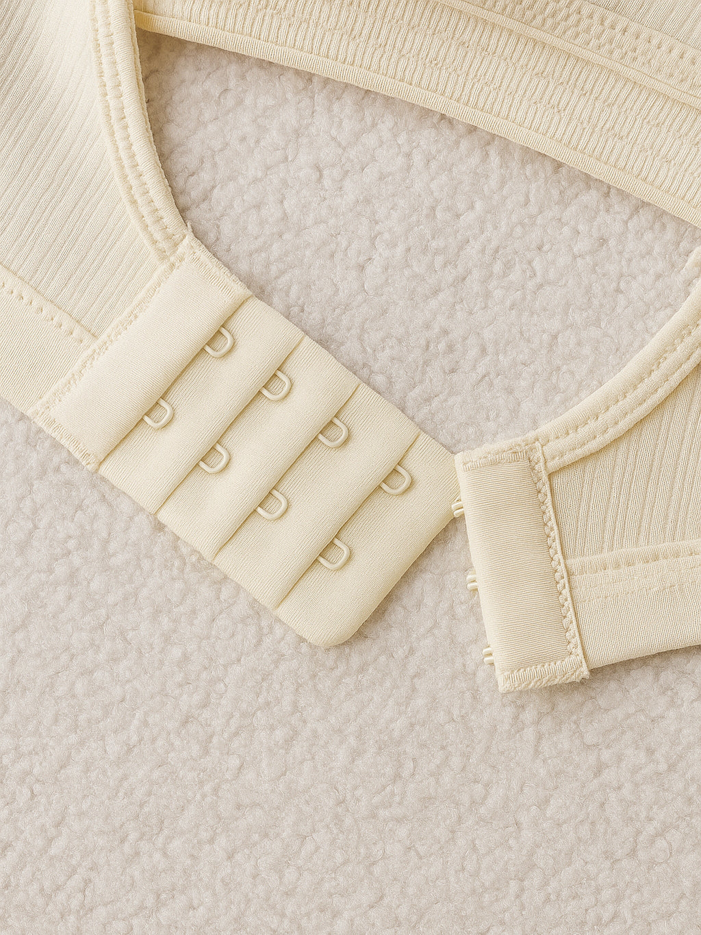 Comfortable Off-White Casual Stripe Wireless Soft Cup Solid Bralette