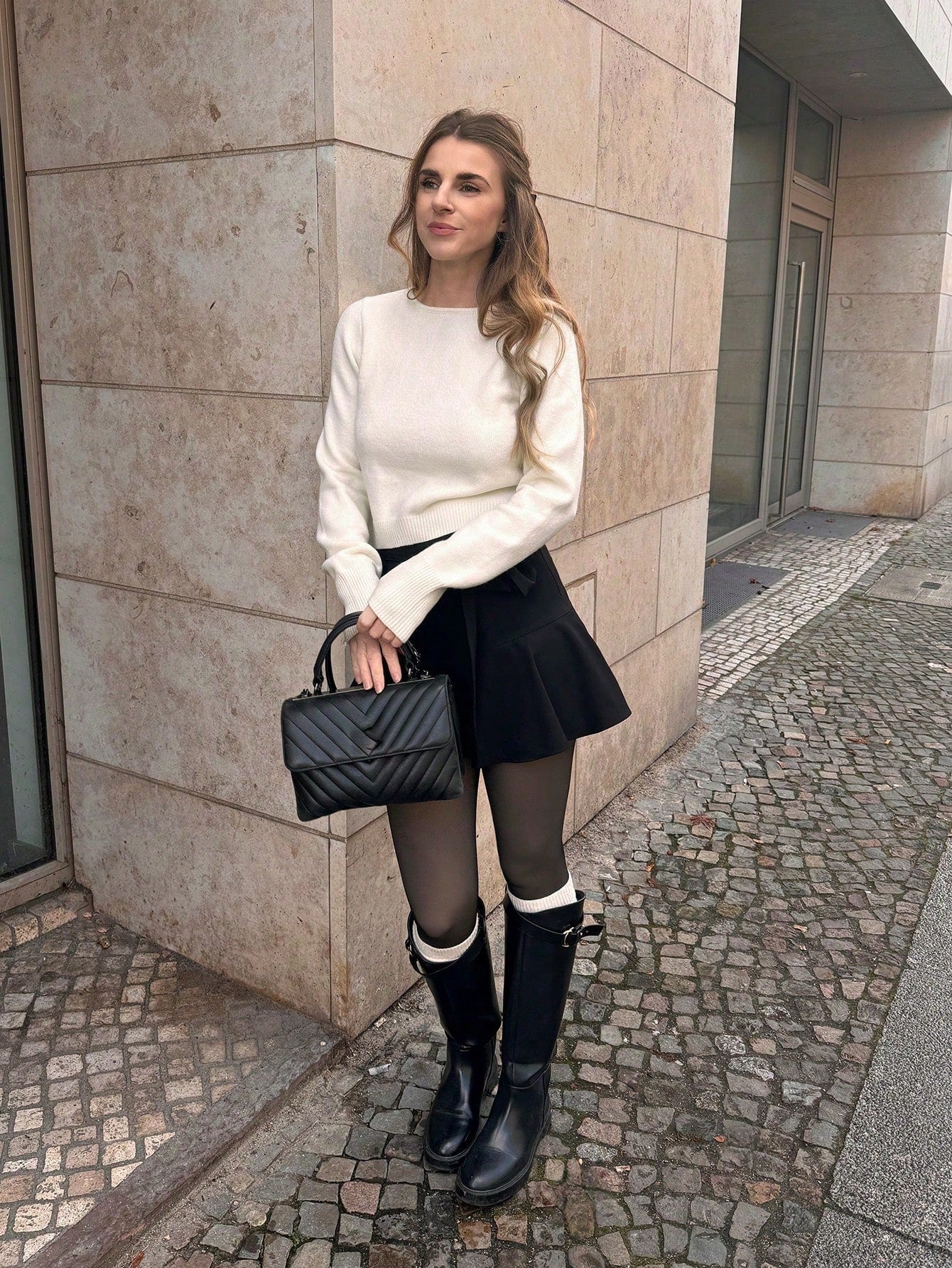 Women's V-Neck Bow Knitted Sweater