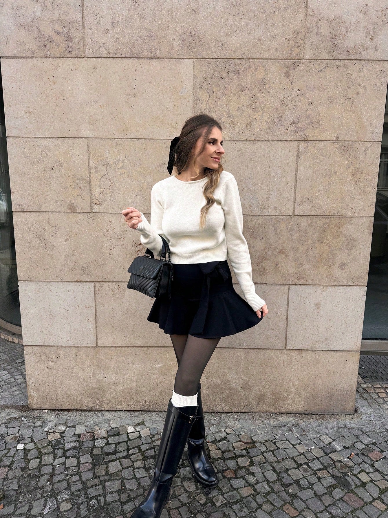 Women's V-Neck Bow Knitted Sweater