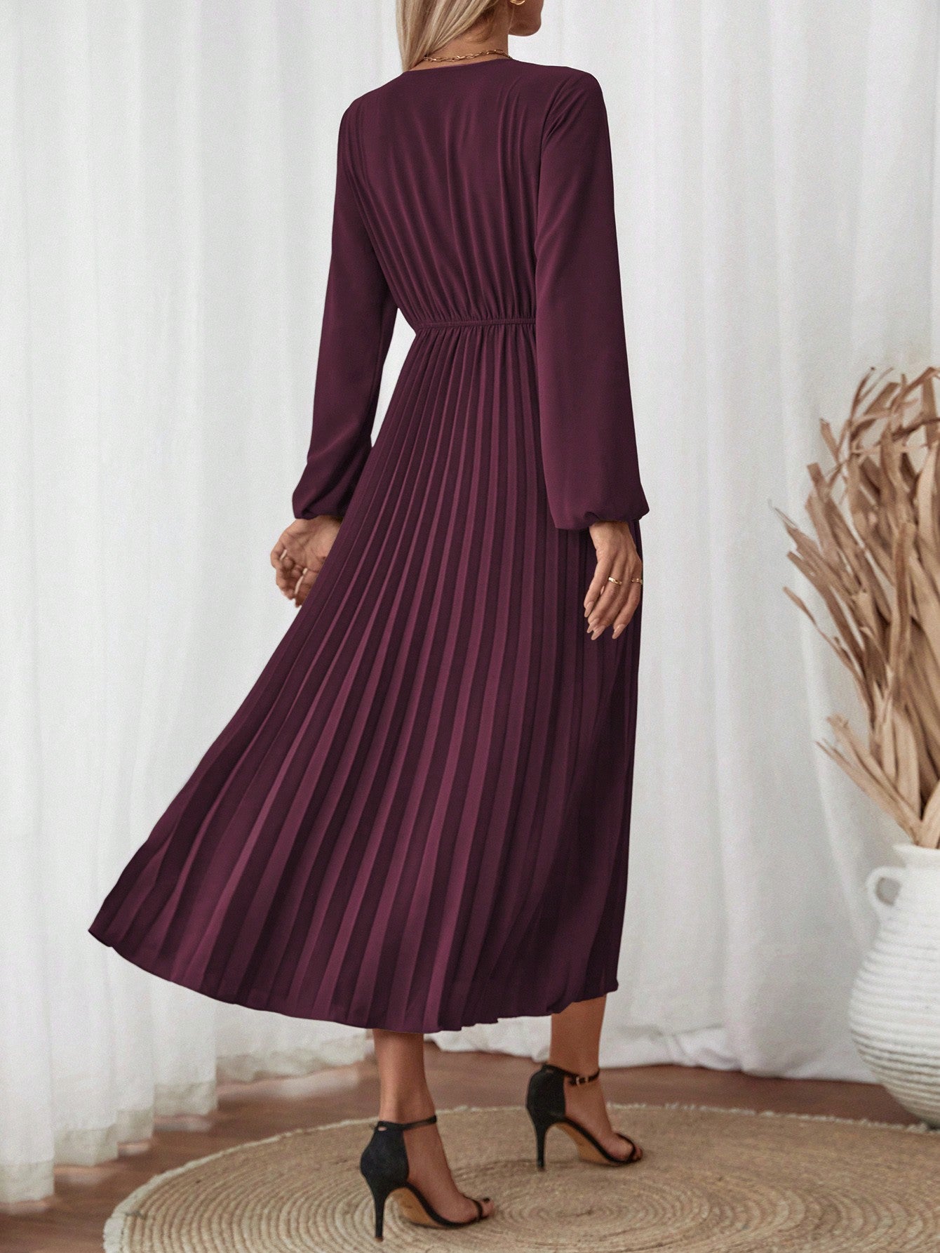 SHEIN Clasi Women Solid Color V-Neck Lantern Sleeve Twist Waist Pleated Hem Dress