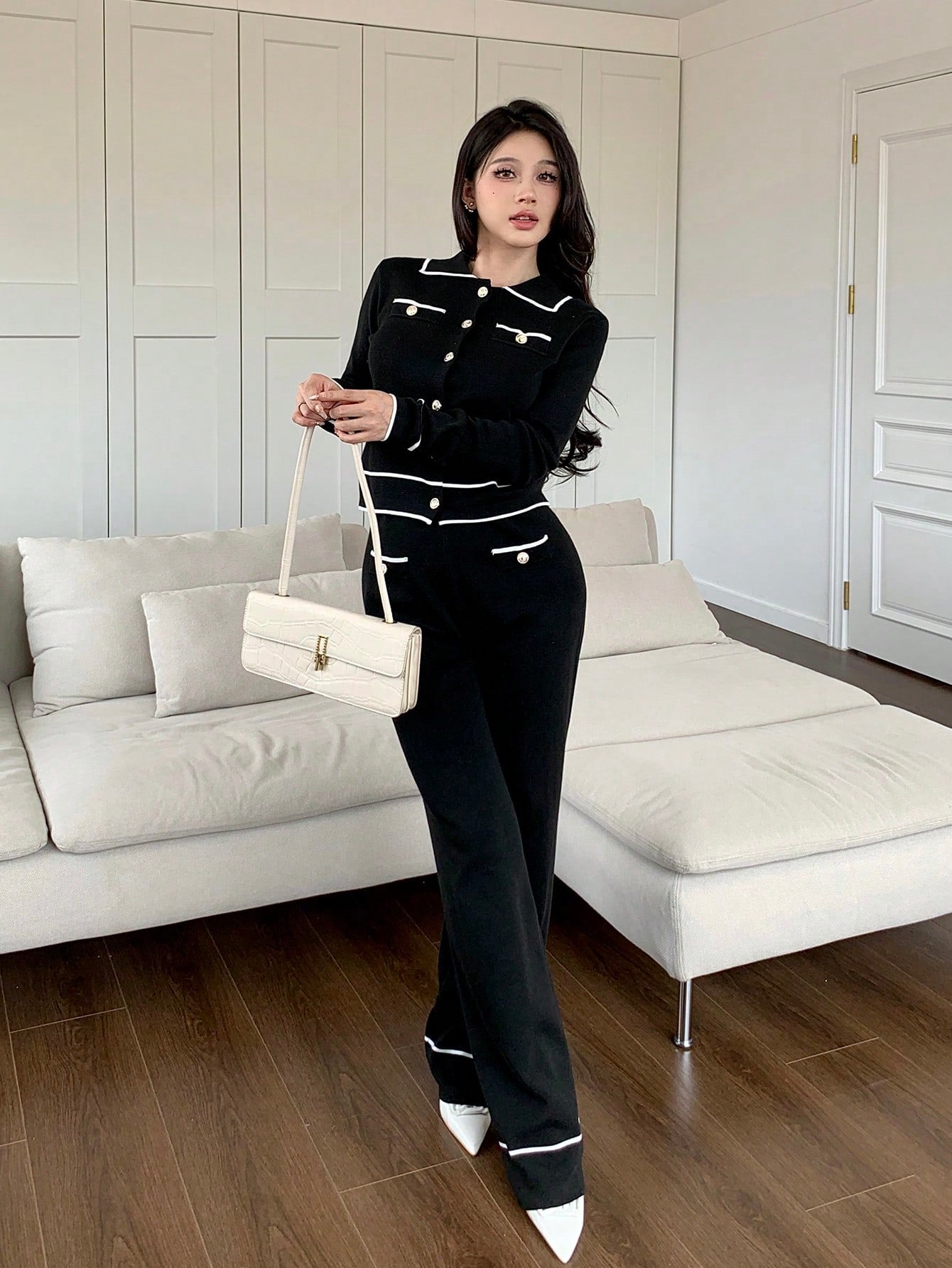 SHEIN Modely 2pcs Women Contrast Color Block Button Front Pocket Long Sleeve Top And Pants Set