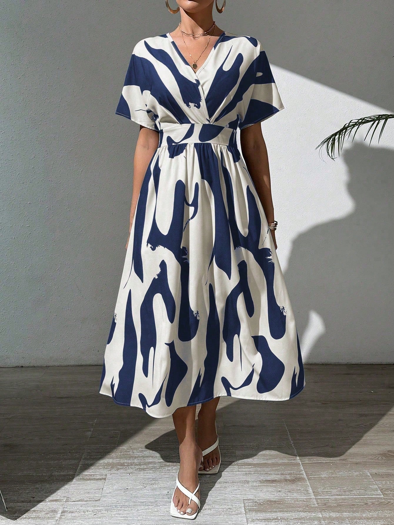 SHEIN Raffinéa Summer Casual A-Line V-Neck Batwing Sleeve Printed Dress