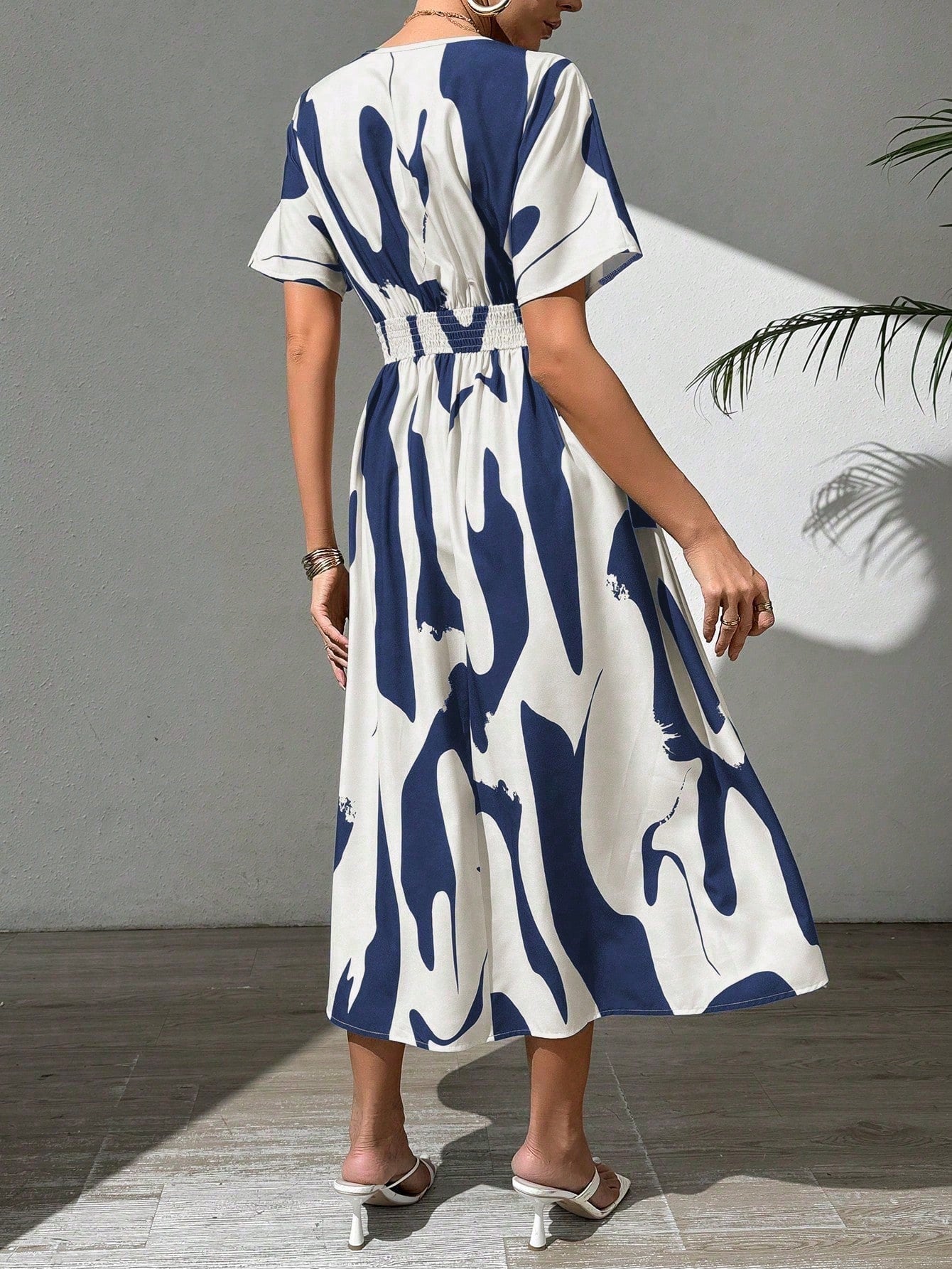 SHEIN Raffinéa Summer Casual A-Line V-Neck Batwing Sleeve Printed Dress