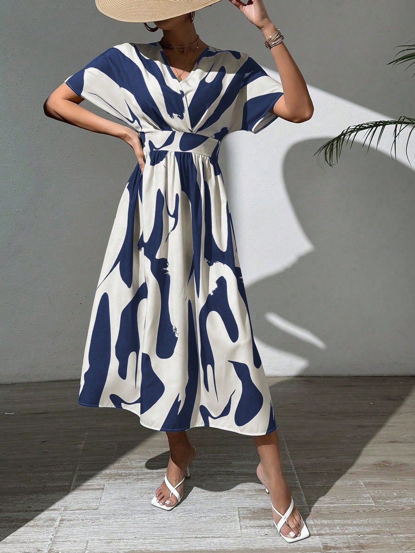 SHEIN Raffinéa Summer Casual A-Line V-Neck Batwing Sleeve Printed Dress