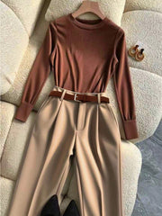 High-End Temperament Brown Striped Top With Khaki Trousers And Metal Buckle Belt
