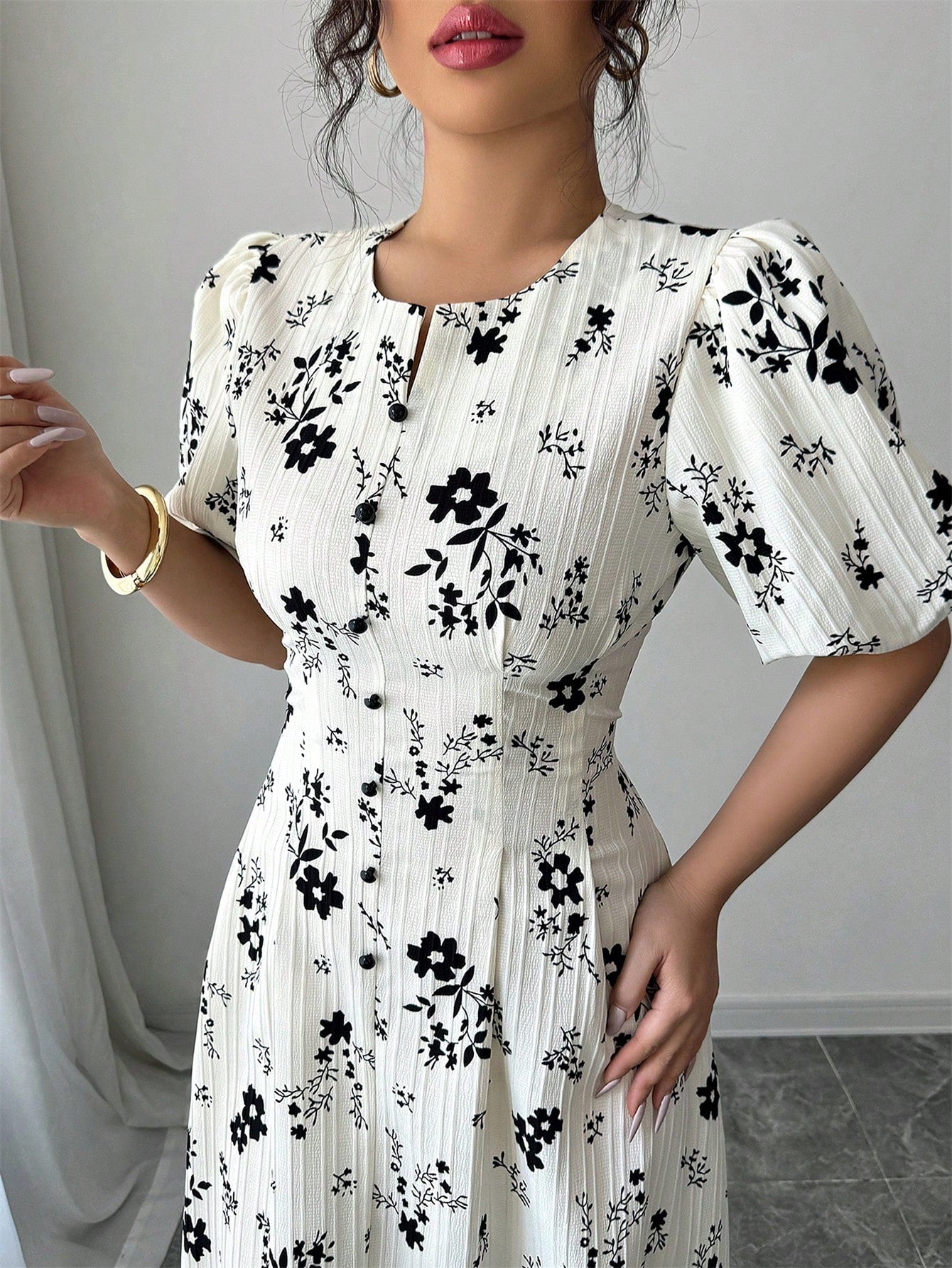 Shein Women's Round Neck Lantern Sleeve Floral Print Dress